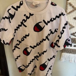 Champion Shirts - Champion Heritage Tee - all over script - M Champion Shirts - Champion Heritage Tee - all over script - M